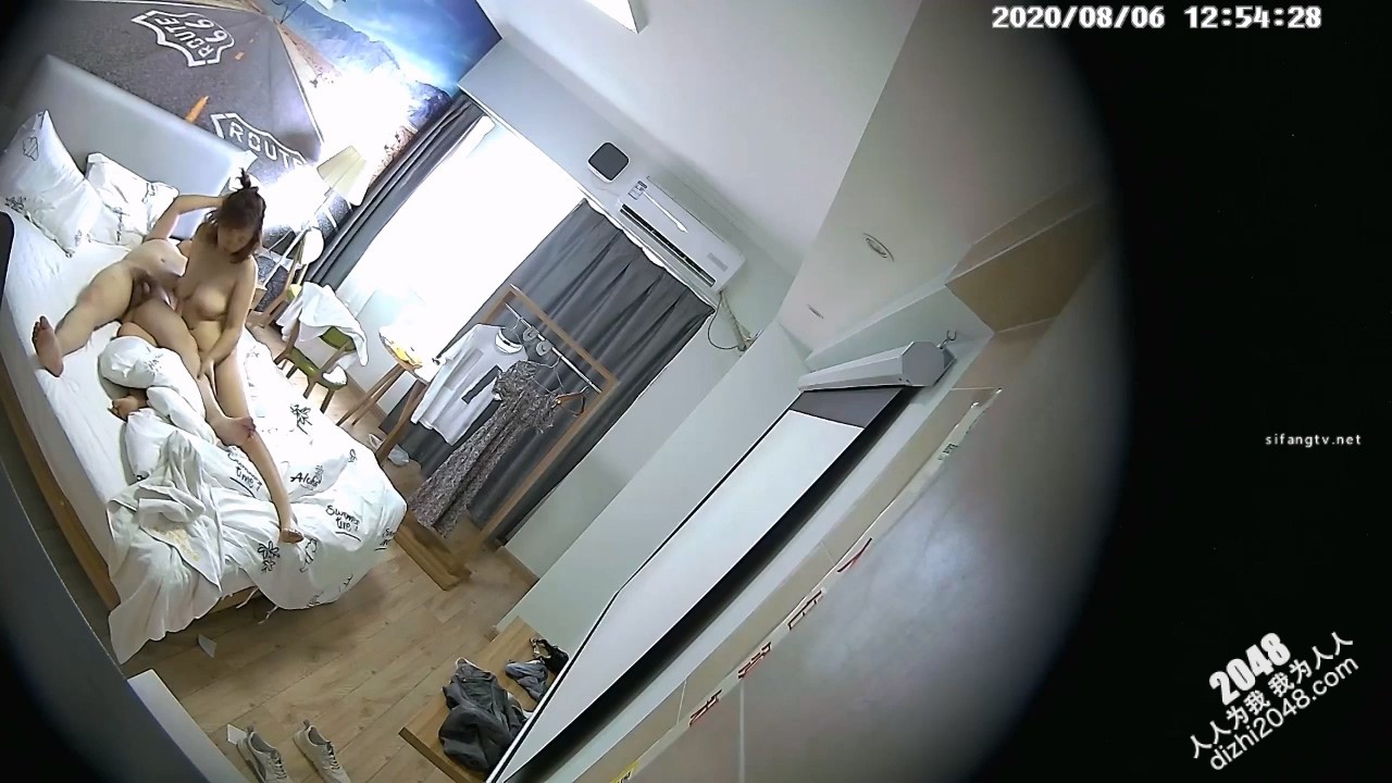 8-6经典酒店偷拍 恩爱夫妻开房,老婆喜欢女上位,多次高潮爽叫