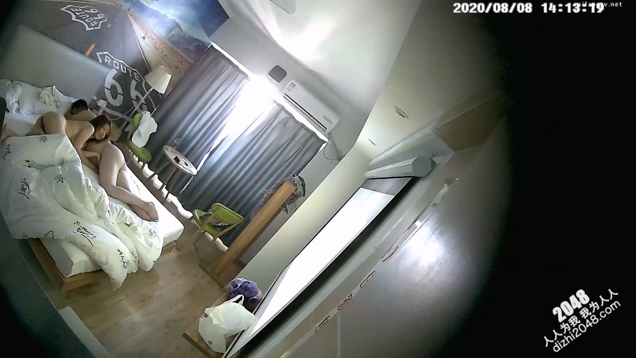 8-6经典酒店偷拍 恩爱夫妻开房,老婆喜欢女上位,多次高潮爽叫