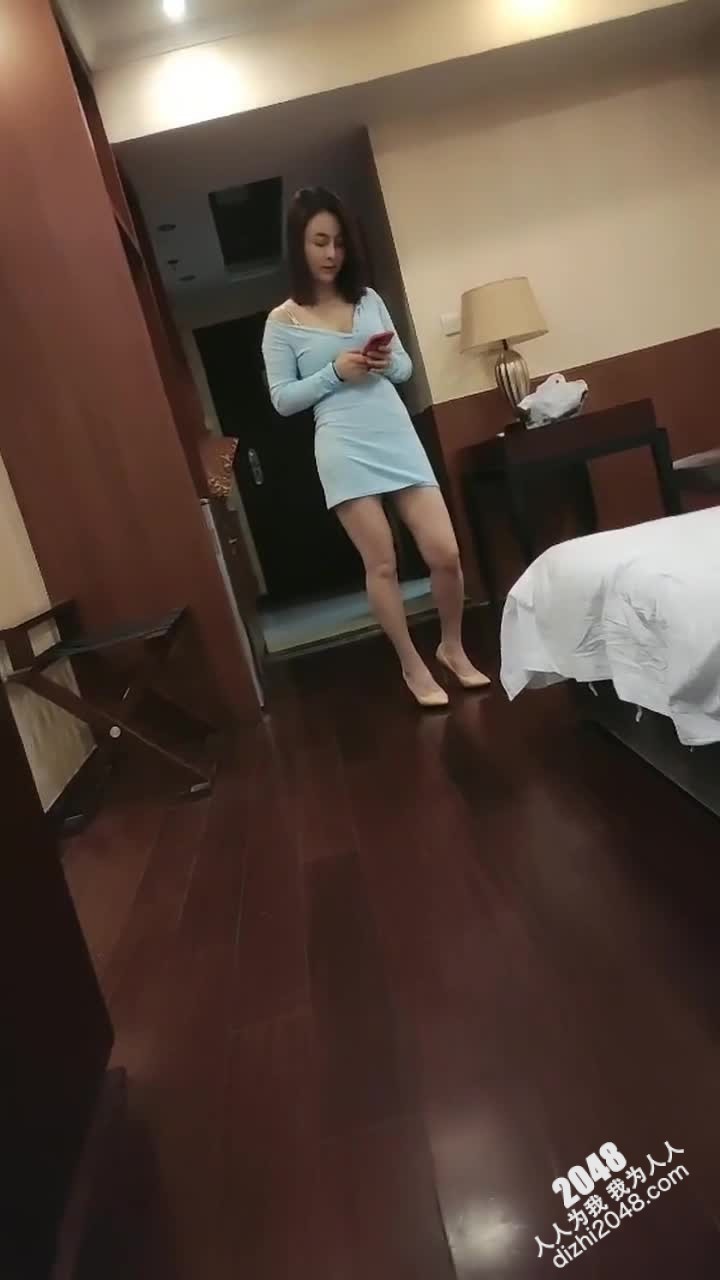 [MP4/ 682M] 漂亮大奶小少妇 你的好大 不能舔不要看了没什么好看 身材丰满