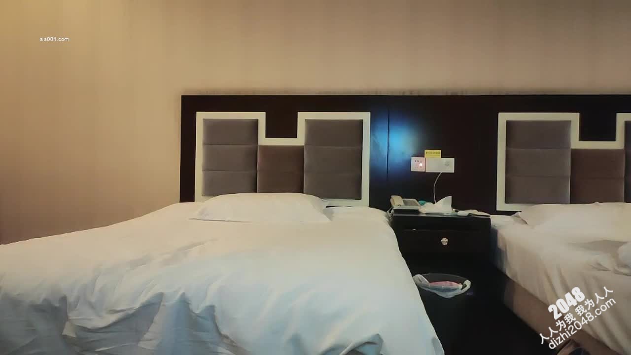 [MP4/ 682M] 漂亮大奶小少妇 你的好大 不能舔不要看了没什么好看 身材丰满