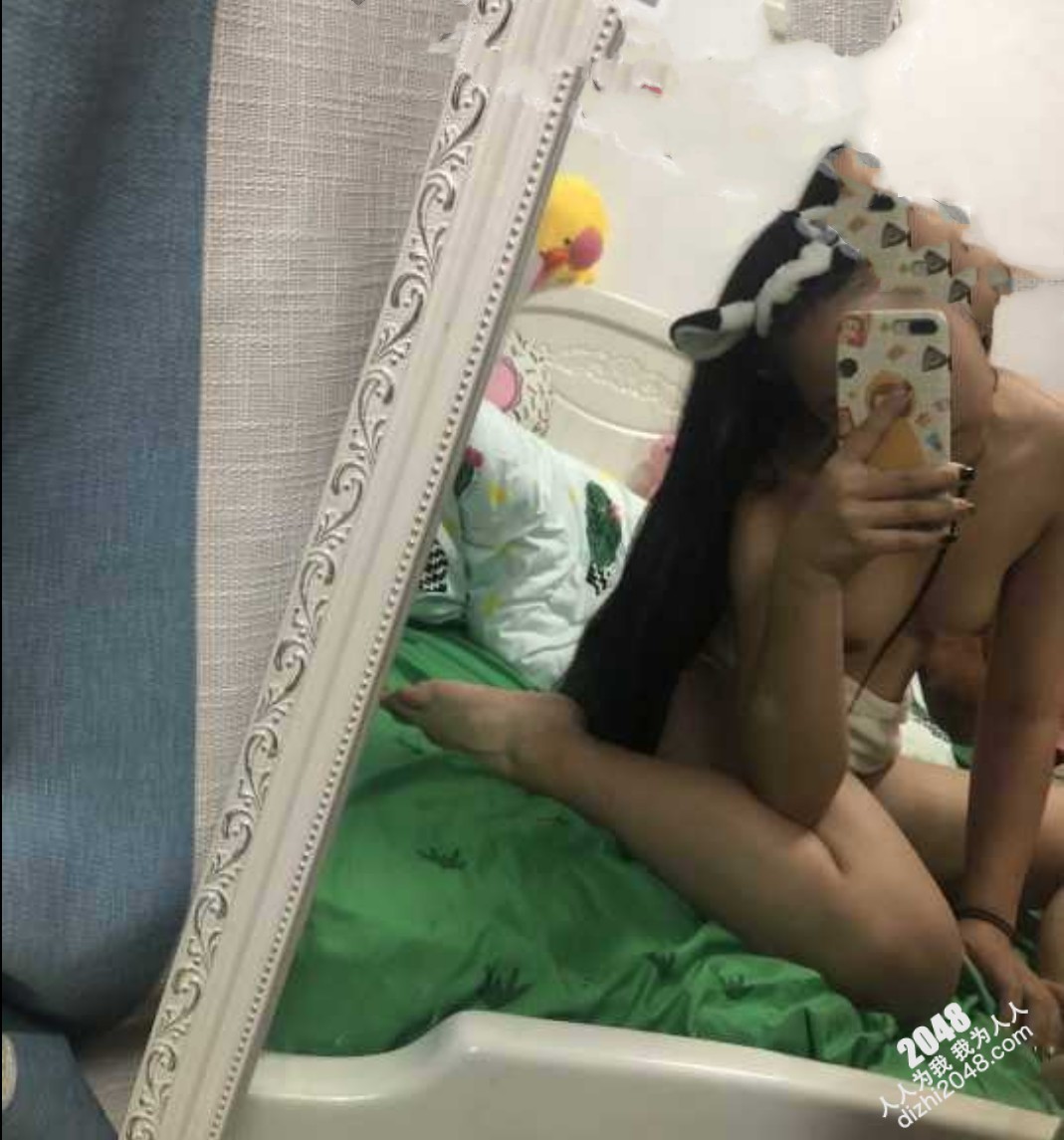 【全网独家】广东潮州卫生健康职业学院『李媛』网恋裸聊视图被曝光!