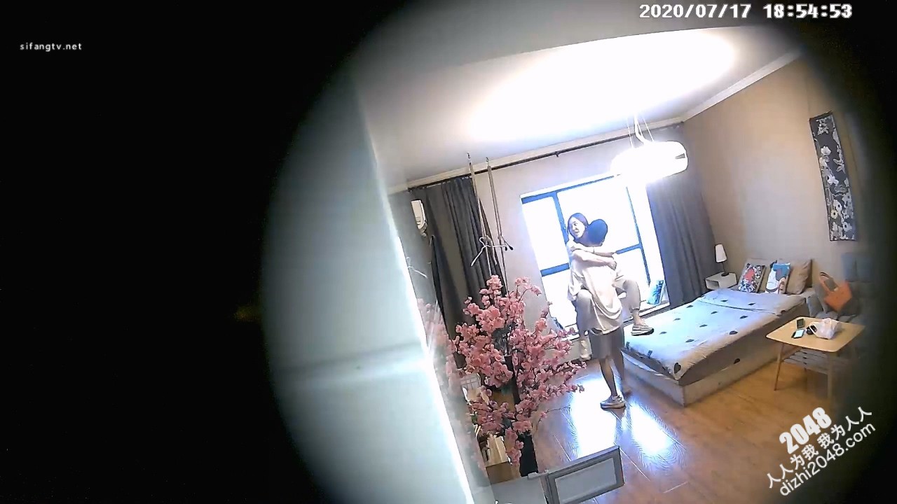 :7-17经典酒店偷拍 学生情侣开房,长腿高挑女神被男友持续干三炮,情意绵绵
