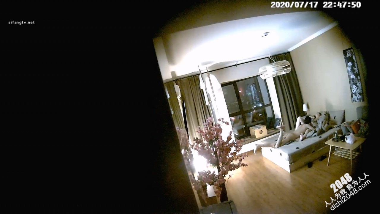 :7-17经典酒店偷拍 学生情侣开房,长腿高挑女神被男友持续干三炮,情意绵绵