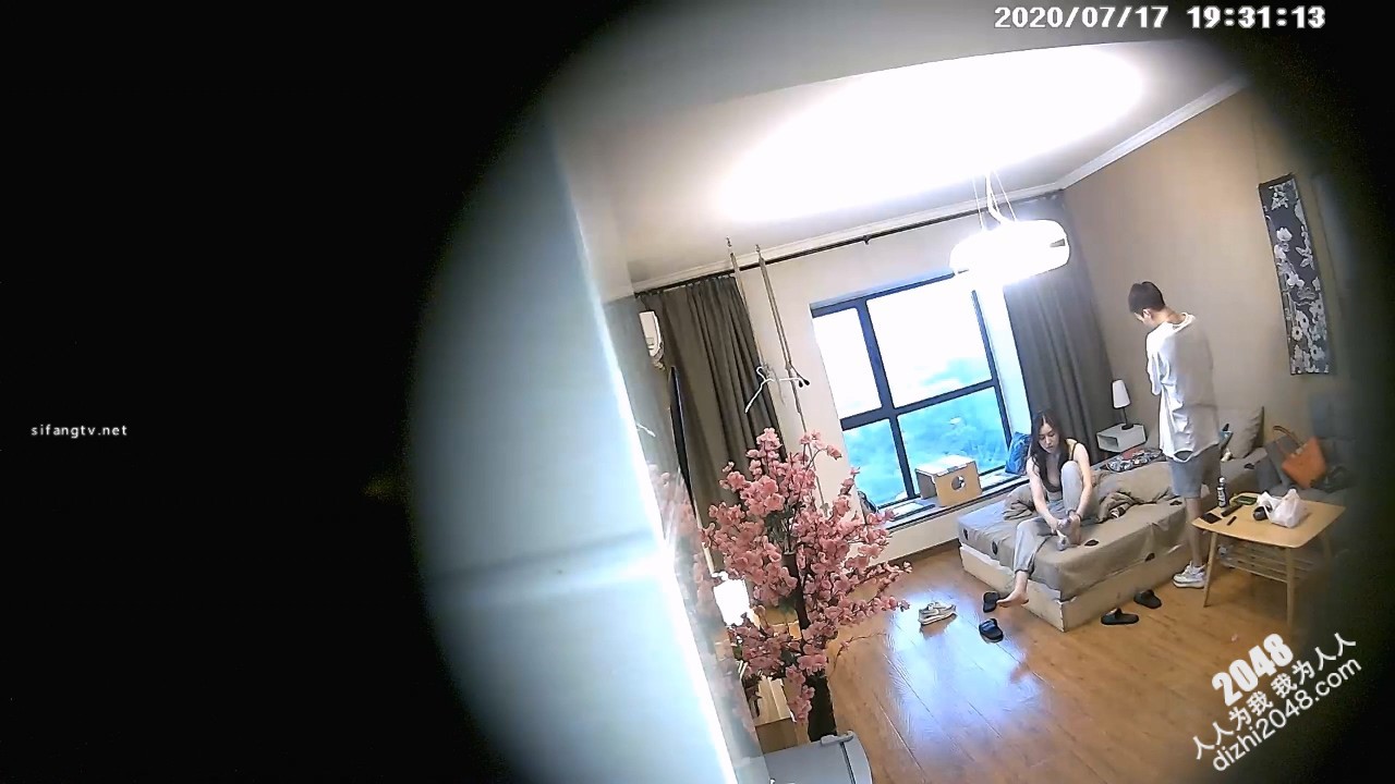 :7-17经典酒店偷拍 学生情侣开房,长腿高挑女神被男友持续干三炮,情意绵绵