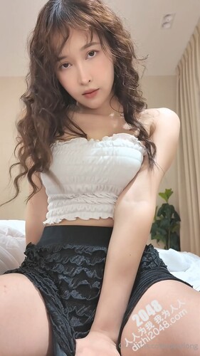 [MP4/4.3G]本土白皙美乳蕩婦上海約小哥按摩技師剛離開口硬雞巴打炮／暹羅大奶眼鏡妹惡作劇趁男友打遊戲舔逗肉棒騎乘榨精等 720p